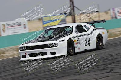 media/Jun-01-2025-CalClub SCCA (Sun) [[eae223c5dd]]/Group 6/Race (Front Straight)/